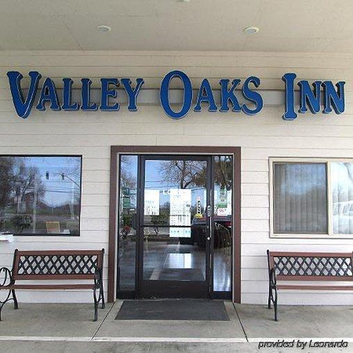 Valley Oaks Inn Woodland Exterior photo